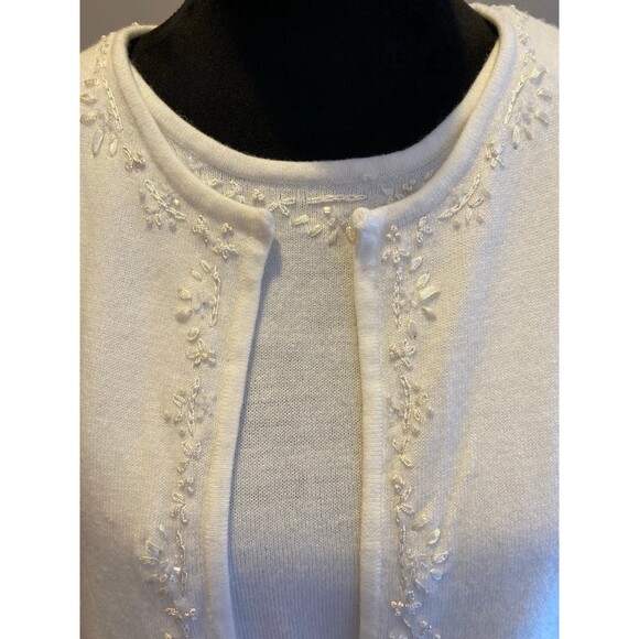 Croft & Barrow Cardigan Sweater Sz Large Attached Jacket Cream Embroidered Edge - Picture 2 of 12